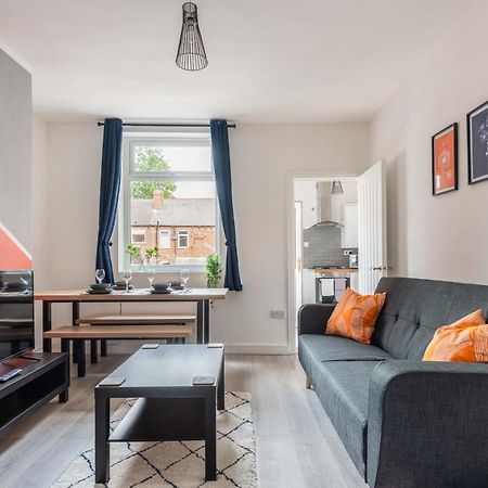 Hopetown Apartment-Modern 1 Bed With Free Parking Normanton  Exterior photo
